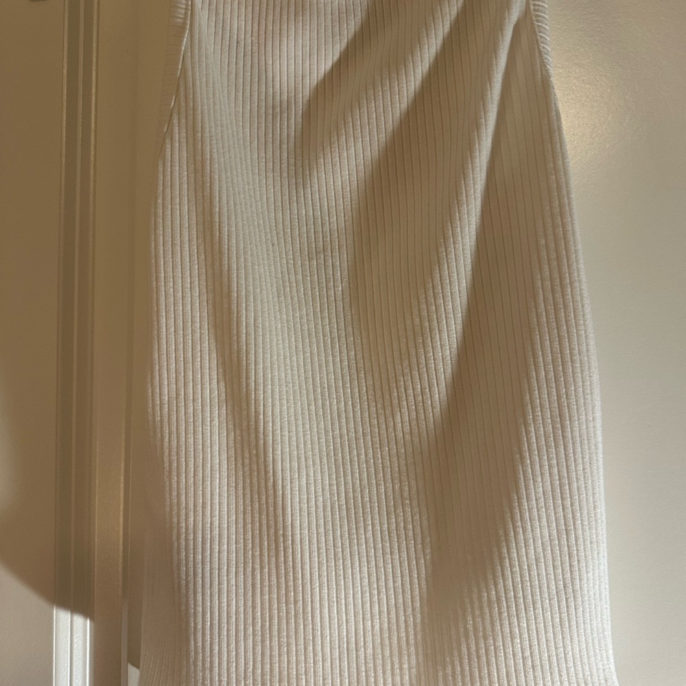 Old Navy Cream Ribbed Pencil Skirt
